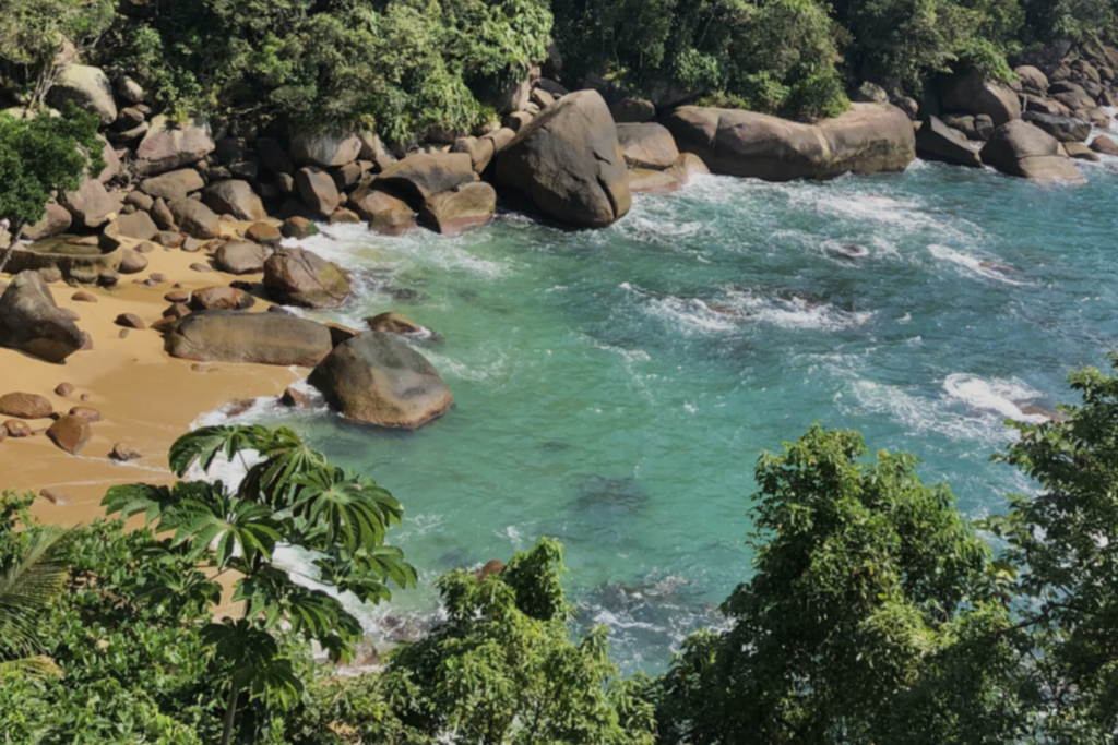Cairuçu das Pedras